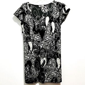 Tiffany Women’s V-Neck Black and Silver Paisley Print Peplum Blouse